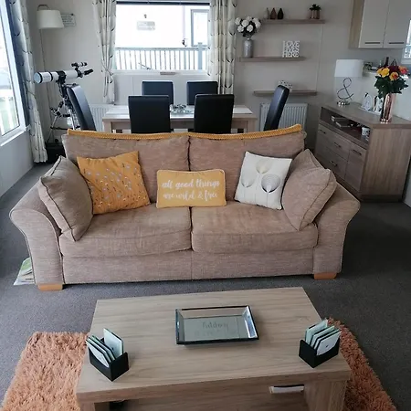 Lovely 3-Bed Lodge In Eyemouth With Stunning Views Exterior photo