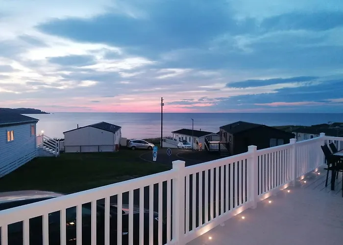 Lovely 3-Bed Lodge In Eyemouth With Stunning Views